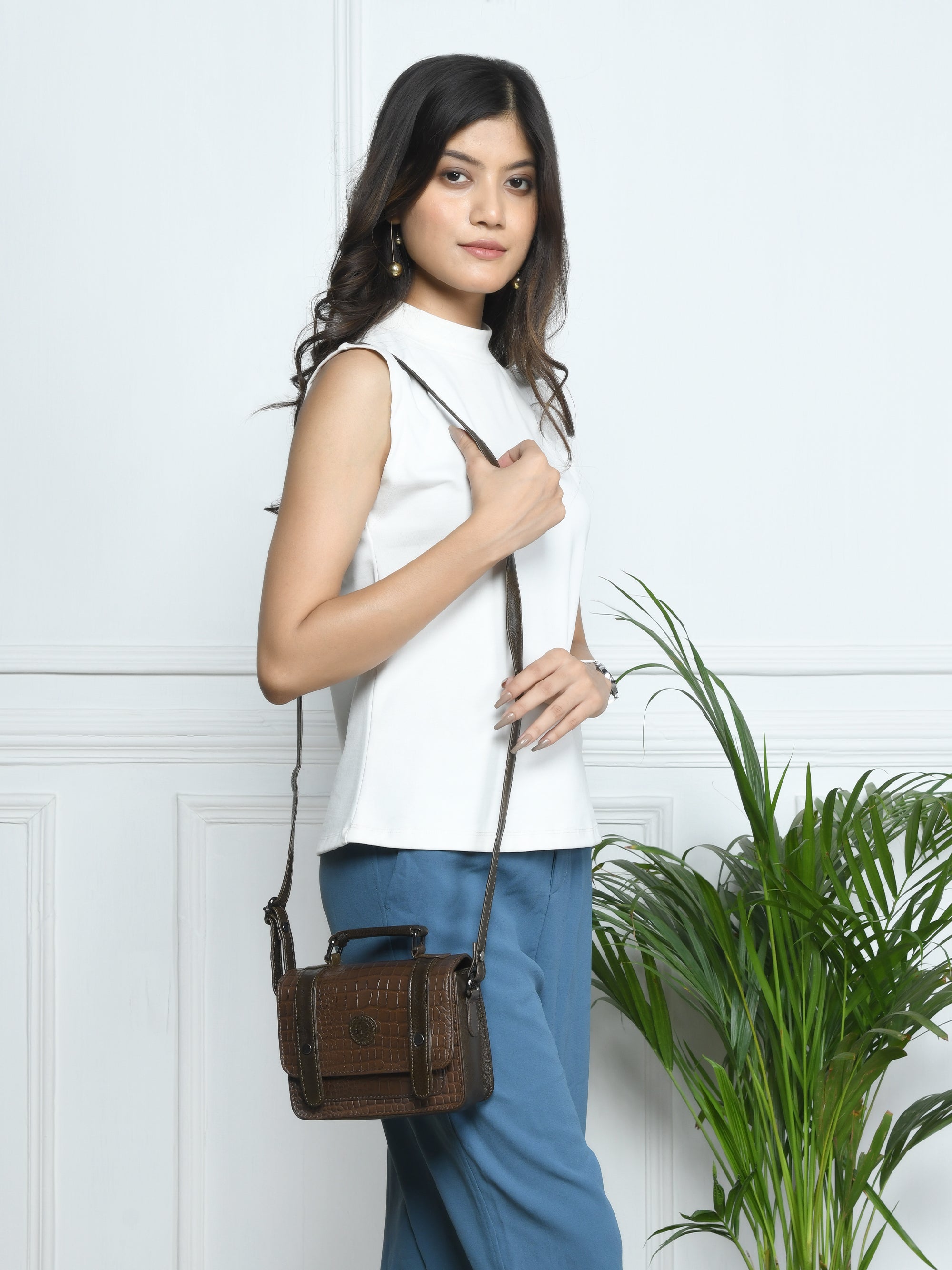 Urban Voyager Leather Belt Bag - Brown Colour
