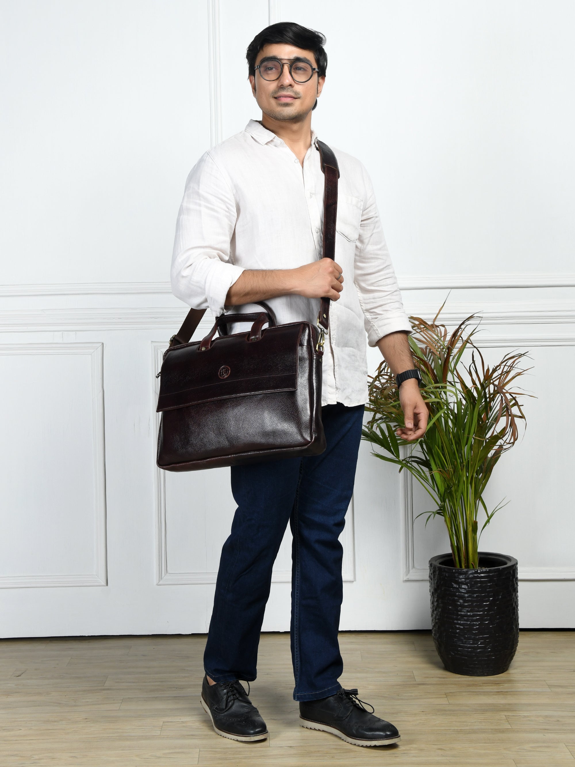 Executive Edge Leather Laptop Briefcase - Maroon Colour